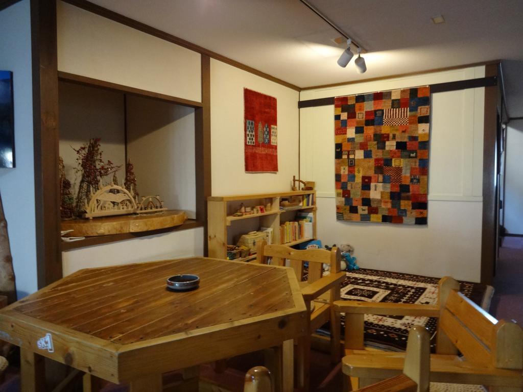 האקובה Oomukou Ryokan מראה חיצוני תמונה