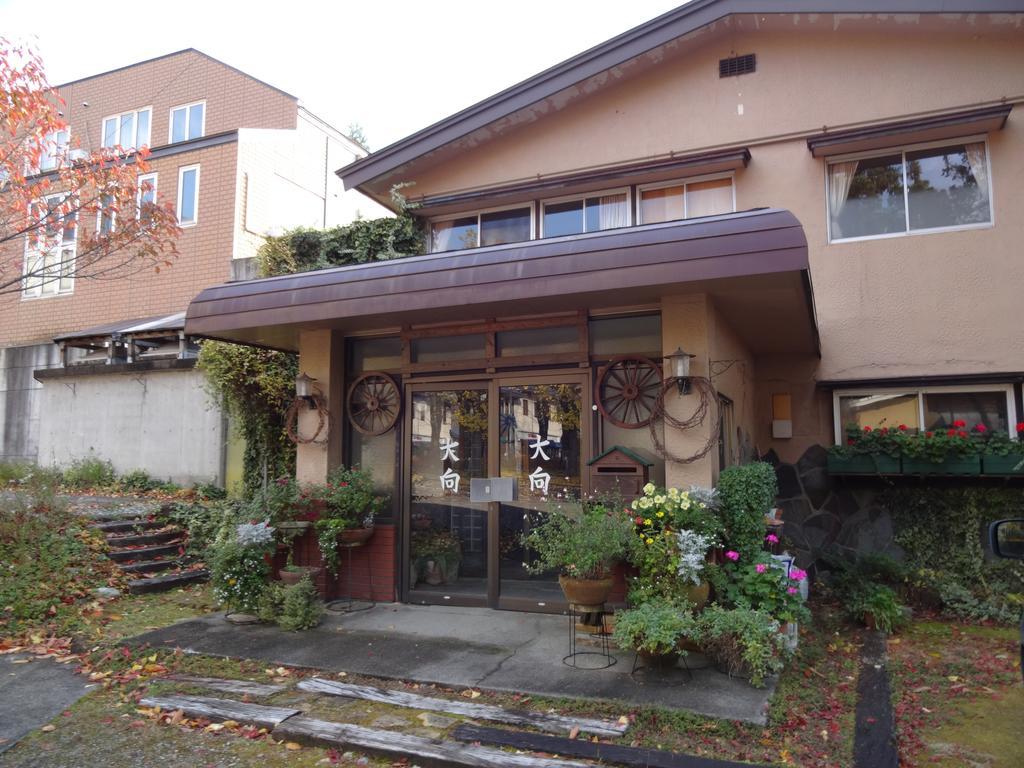 האקובה Oomukou Ryokan מראה חיצוני תמונה