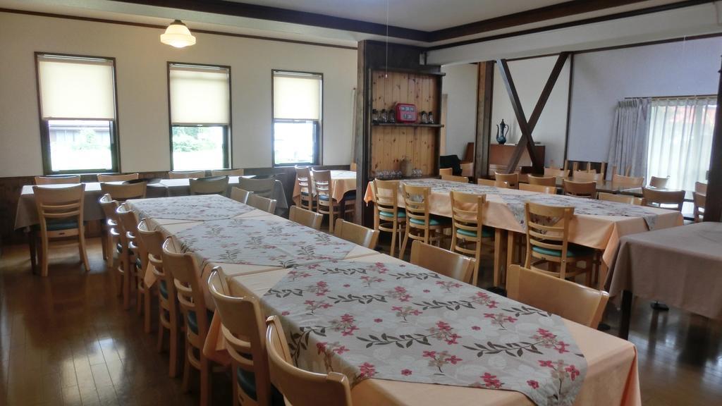 האקובה Oomukou Ryokan מראה חיצוני תמונה