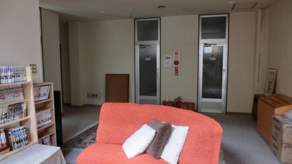 האקובה Oomukou Ryokan מראה חיצוני תמונה